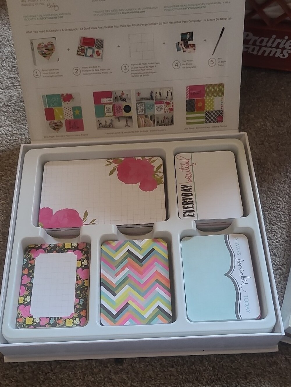 Scrapbooking Kit Favorite Things Edition - Picture 2 of 3